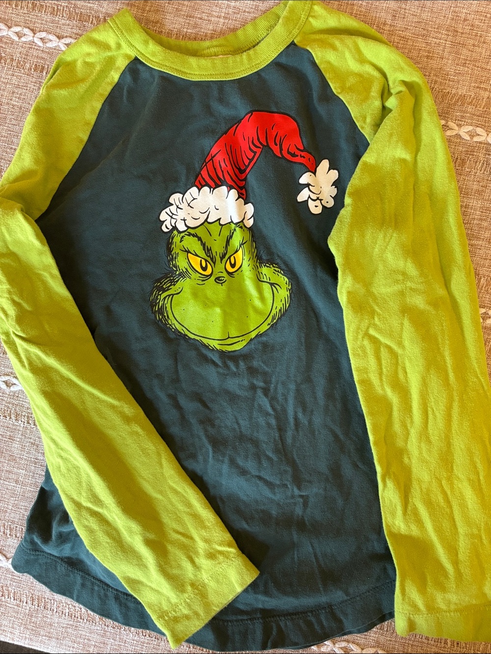 Hanna Andersson Green and Dark Green Grinch Raglan Long Sleeve Tee